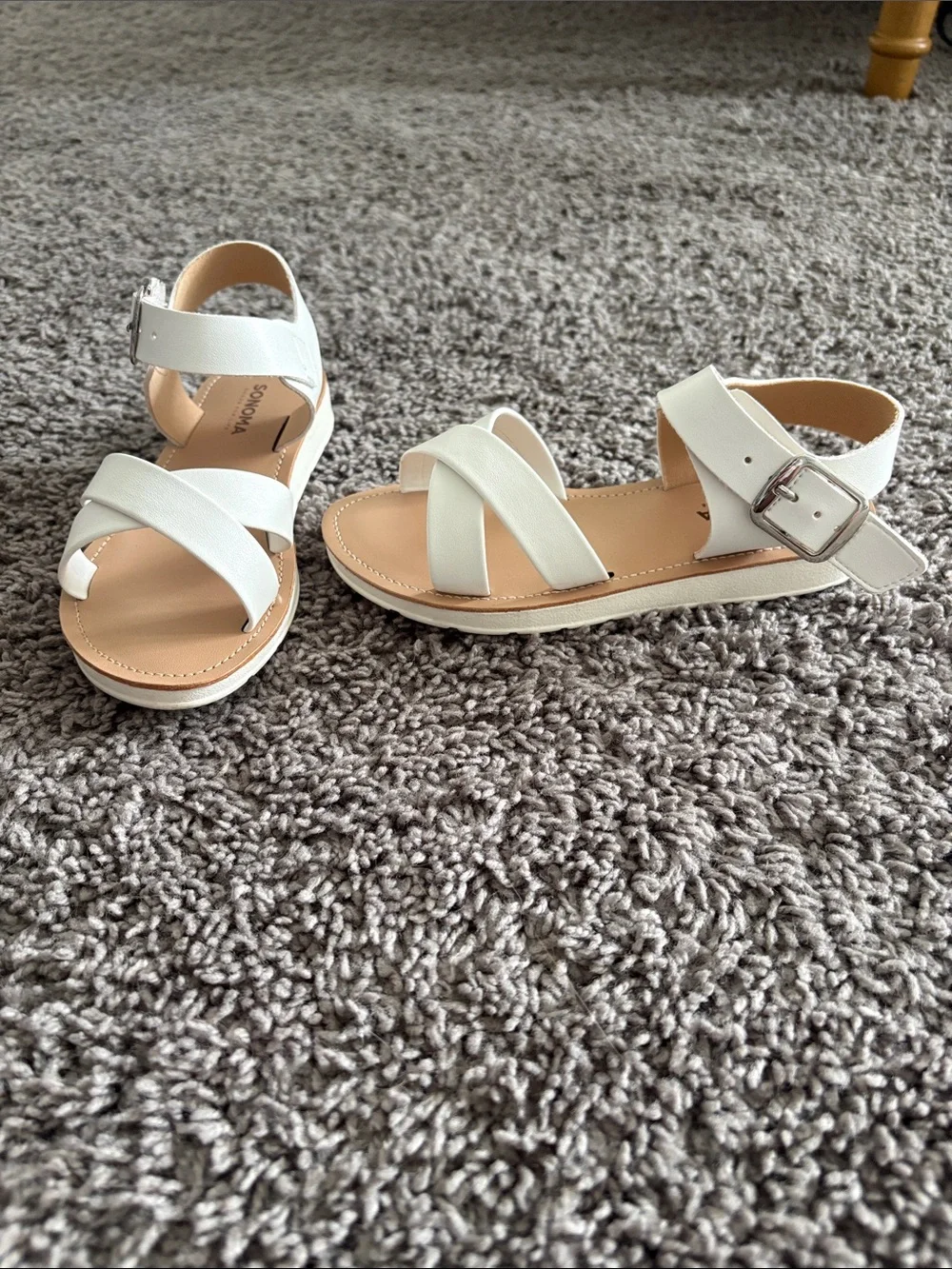Girls sandals
